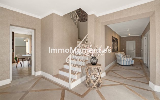 Revente - Villa individuelle - Estepona  - Estepona Centro