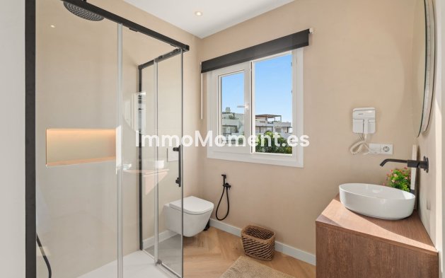 Revente - Villa individuelle - Estepona  - Estepona Centro