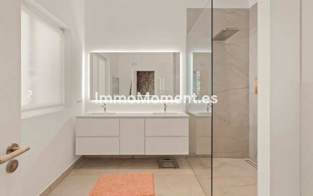 Revente - Villa individuelle - Estepona  - Estepona Centro