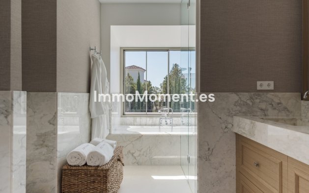 Bestaande woning - Vrijstaande villa - Marbella - Nueva Andalucía