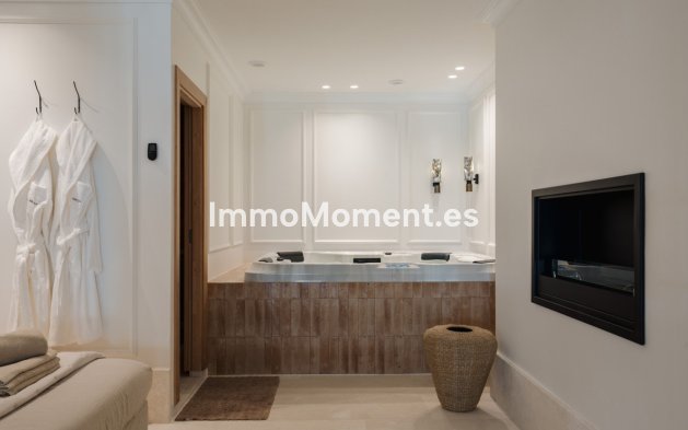 Bestaande woning - Vrijstaande villa - Marbella - Nueva Andalucía