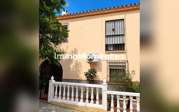 Wiederverkauf - Reihenhaus - Estepona  - Estepona Centro