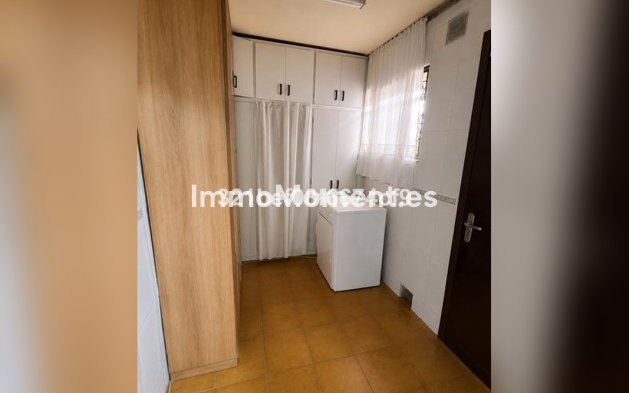 Wiederverkauf - Reihenhaus - Estepona  - Estepona Centro