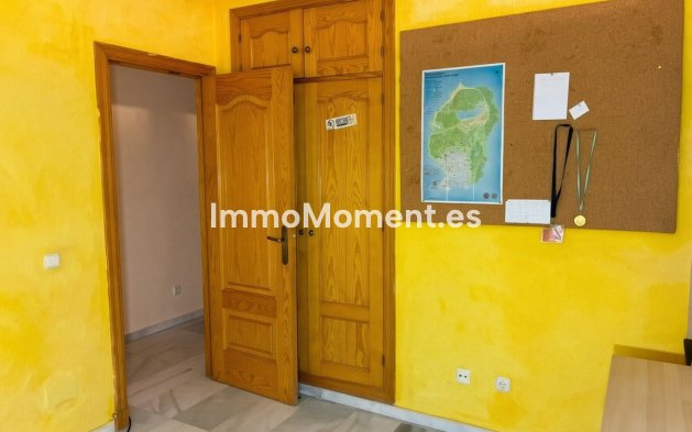Reventa - Apartamento - Estepona  - Bel Air