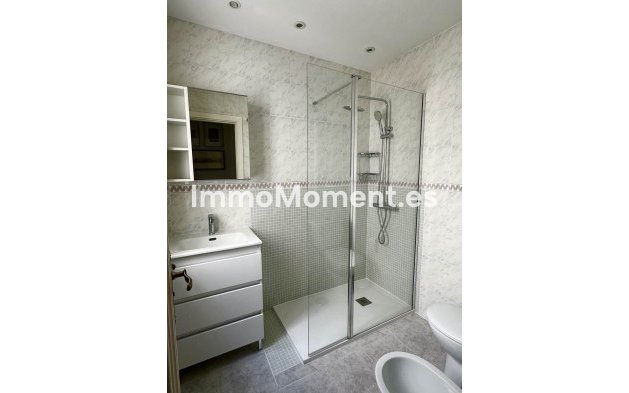 Reventa - Apartamento - Málaga - Málaga Centro