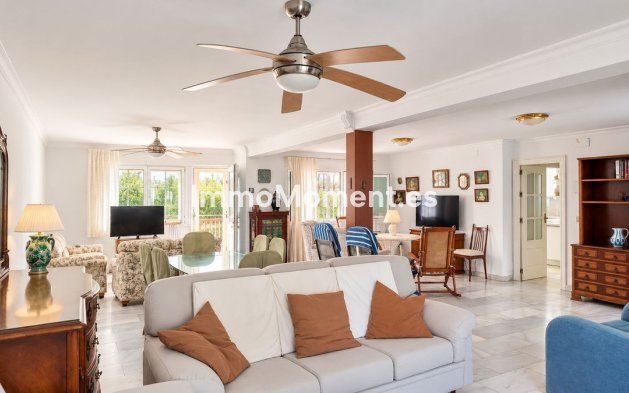Resale - Detached villa - Benalmadena - Benalmadena Centro