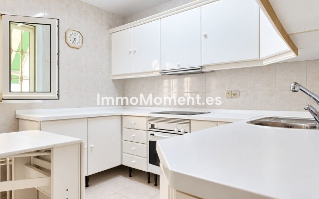 Resale - Detached villa - Benalmadena - Benalmadena Centro