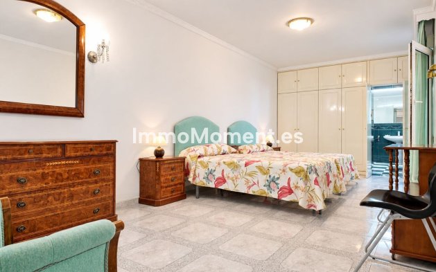 Resale - Detached villa - Benalmadena - Benalmadena Centro