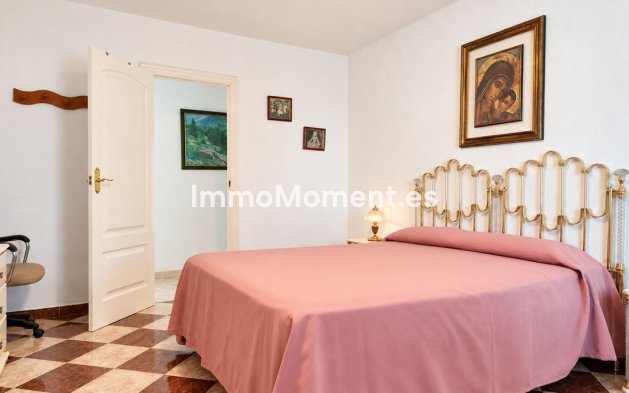 Resale - Detached villa - Benalmadena - Benalmadena Centro