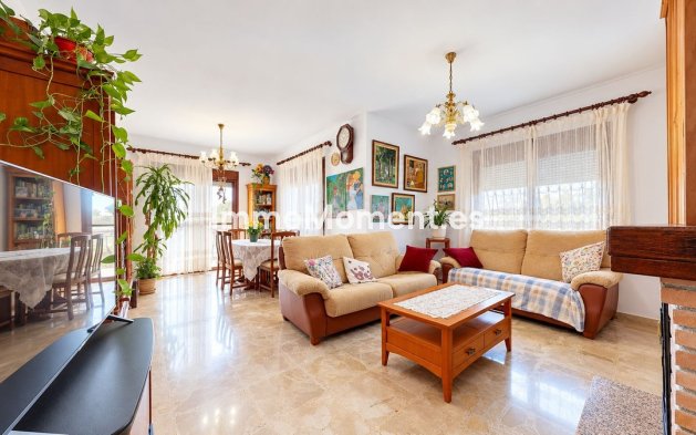 Resale - Detached villa - Benalmadena - Benalmadena Centro