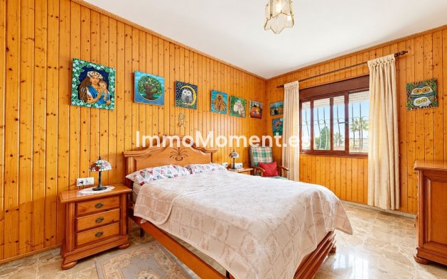 Resale - Detached villa - Benalmadena - Benalmadena Centro