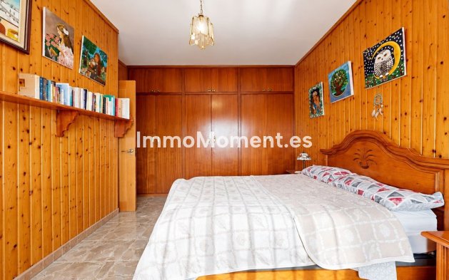Resale - Detached villa - Benalmadena - Benalmadena Centro