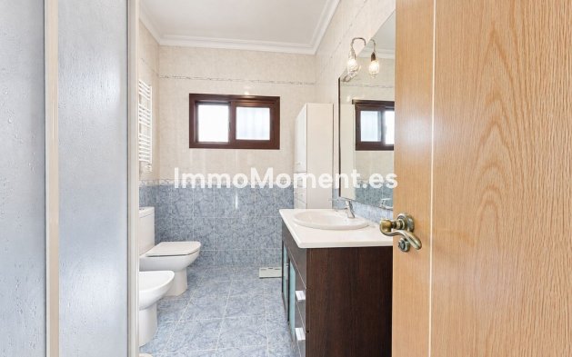 Resale - Detached villa - Benalmadena - Benalmadena Centro