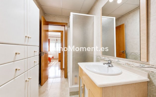 Resale - Detached villa - Benalmadena - Benalmadena Centro