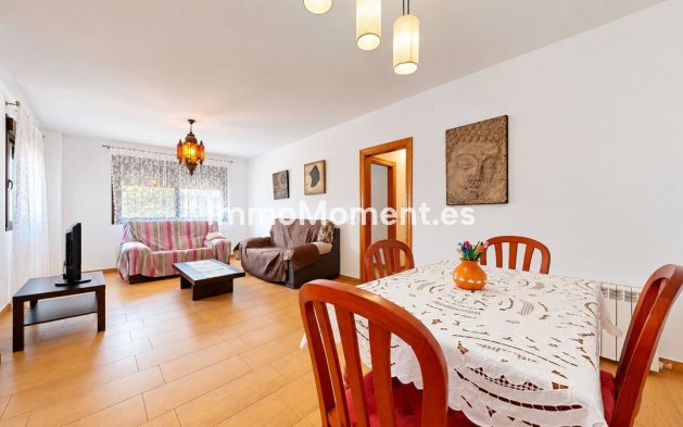 Resale - Detached villa - Benalmadena - Benalmadena Centro