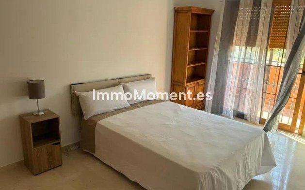 Reventa - Villa independiente - Estepona  - Cancelada