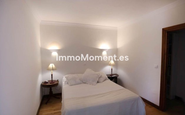 Revente - Villa individuelle - Estepona  - Atalaya