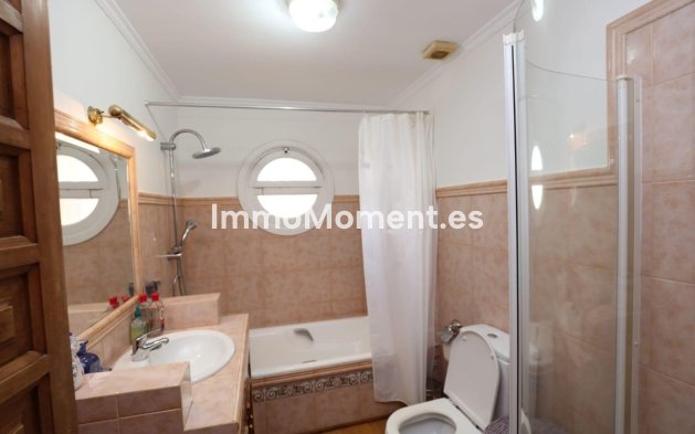 Revente - Villa individuelle - Estepona  - Atalaya