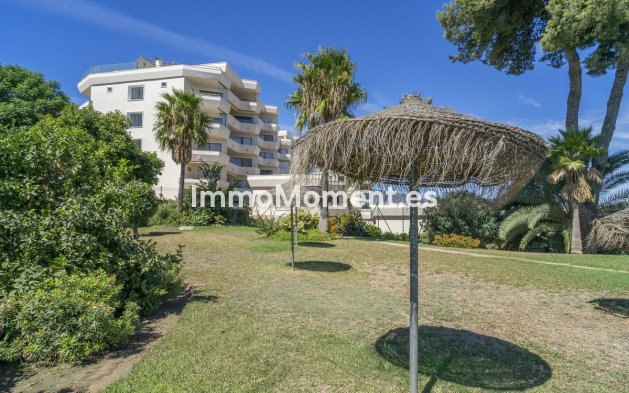Resale - Apartment - Estepona - Atalaya