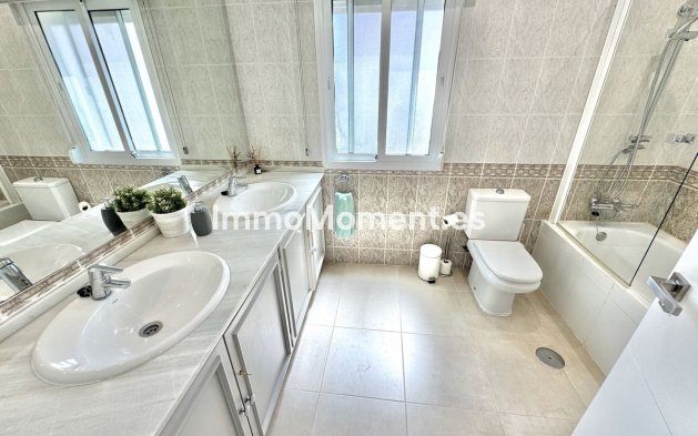 Reventa - Villa independiente - Mijas Costa - Calahonda