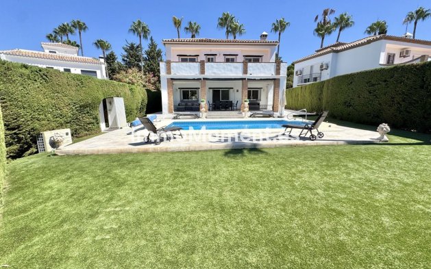 Reventa - Villa independiente - Mijas Costa - Calahonda