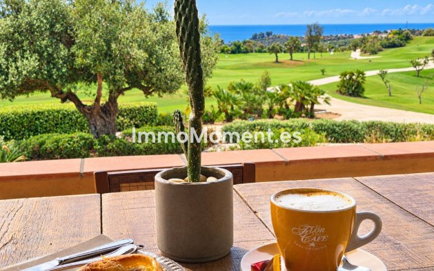Revente - Appartement - Estepona  - Estepona Centro