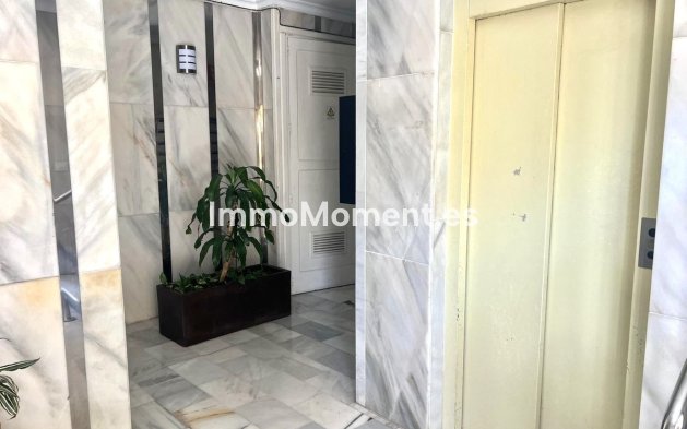 Resale - Apartment - Fuengirola - Fuengirola Centro