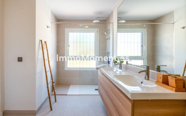 Resale - Detached villa - Marbella - Marbella Centro