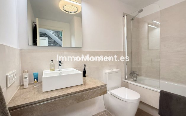 Resale - Apartment - Mijas Costa - La Cala de Mijas