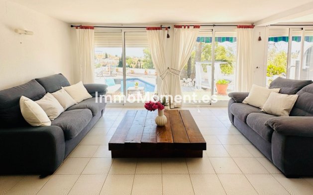 Resale - Detached villa - Benalmadena - Benalmadena Centro