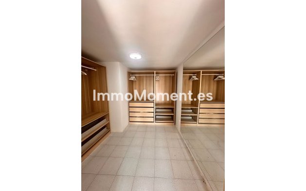 Resale - Detached villa - Benalmadena - Benalmadena Centro