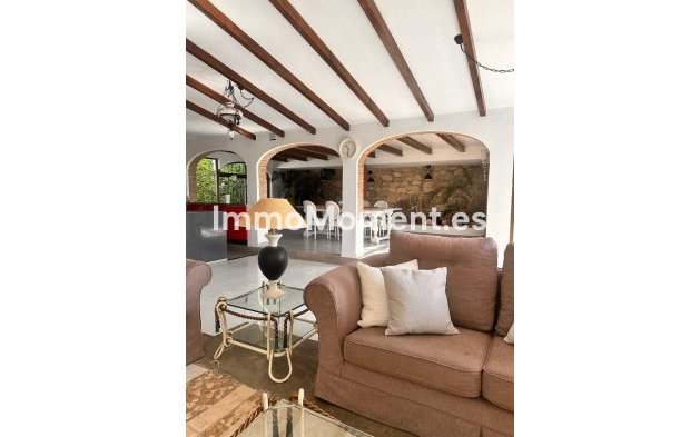 Resale - Detached villa - Benalmadena - Benalmadena Centro
