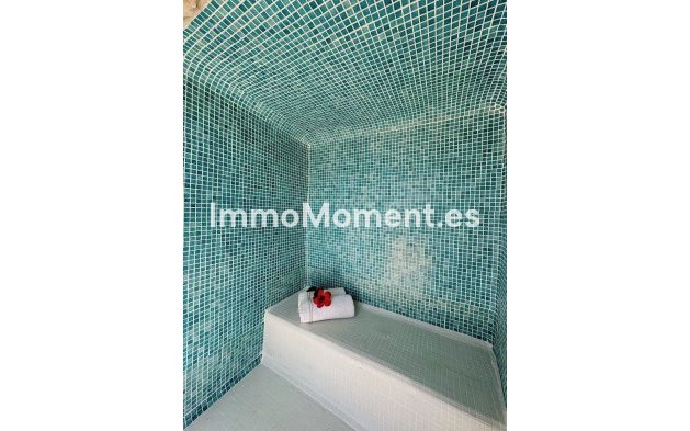 Resale - Detached villa - Benalmadena - Benalmadena Centro