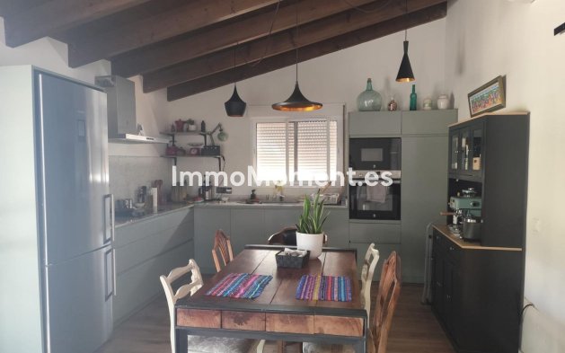 Resale - Country house - Inland  - Coín
