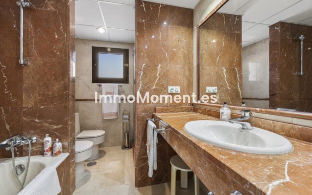 Bestaande woning - Appartement - Estepona  - Estepona Centro