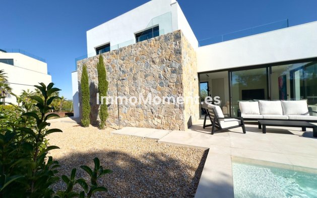 Reventa - Villa independiente - Orihuela - Orihuela Centro
