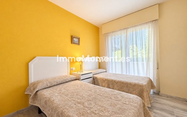 Wiederverkauf - Wohnung - Estepona  - Costalita