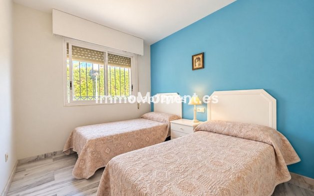 Wiederverkauf - Wohnung - Estepona  - Costalita