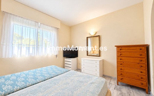 Wiederverkauf - Wohnung - Estepona  - Costalita