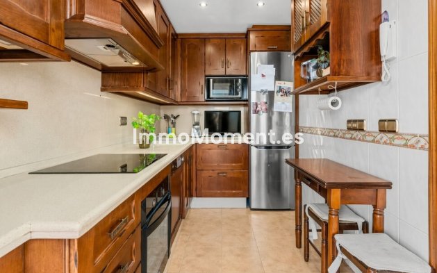 Wiederverkauf - Wohnung - Estepona  - Estepona Centro