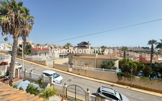 Reventa - Villa independiente - Orihuela Costa - Villamartín