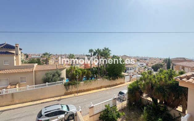 Reventa - Villa independiente - Orihuela Costa - Villamartín