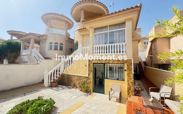 Reventa - Villa independiente - Orihuela Costa - Villamartín