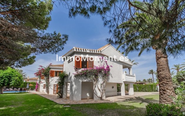 Wiederverkauf - Freistehende Villa - Orihuela Costa - Cabo roig - La Zenia