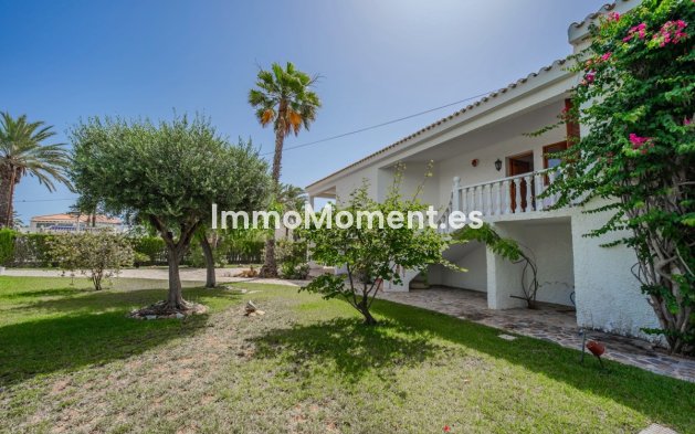 Wiederverkauf - Freistehende Villa - Orihuela Costa - Cabo roig - La Zenia