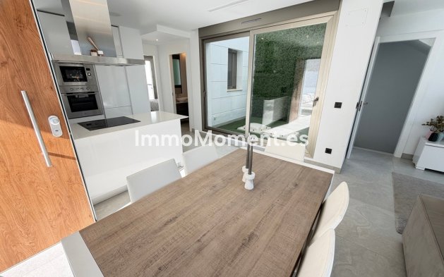 Resale - Detached villa - Orihuela Costa - Villamartín