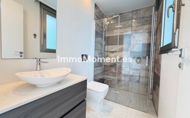 Resale - Detached villa - Orihuela Costa - Villamartín