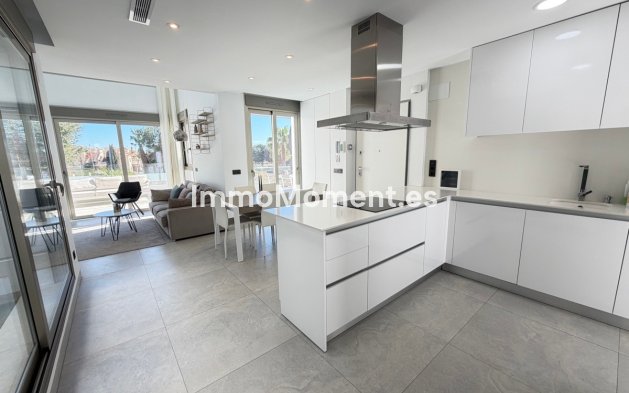 Resale - Detached villa - Orihuela Costa - Villamartín