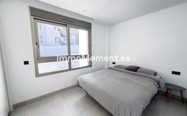 Resale - Detached villa - Orihuela Costa - Villamartín