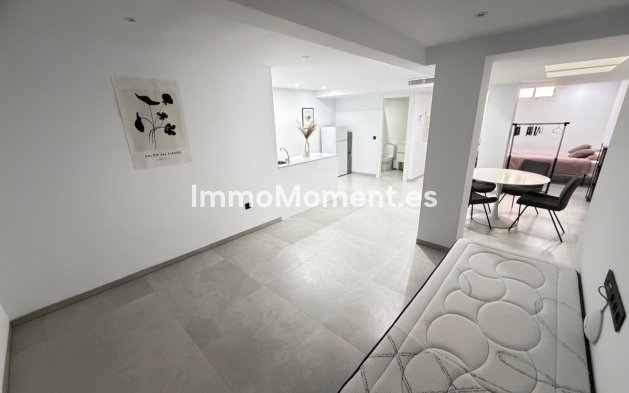 Resale - Detached villa - Orihuela Costa - Villamartín